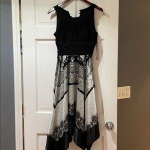 Size 6 black dress a line flowy